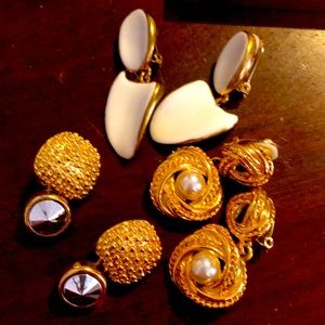 Clip earrings 3 pairs